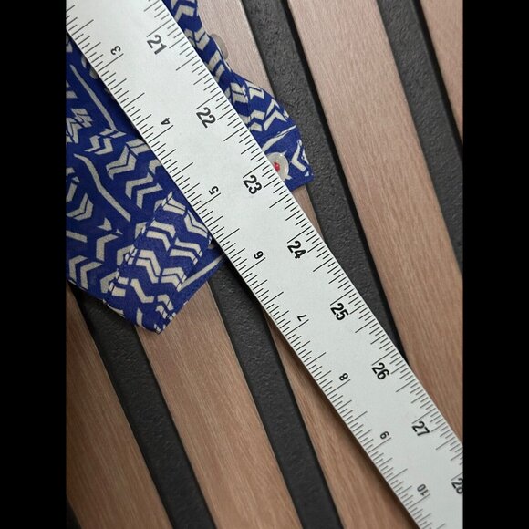 HD in Paris Blouse US 0 Womens Anthropologie Blue Geometric Henley Roll Blouse - Picture 4 of 8